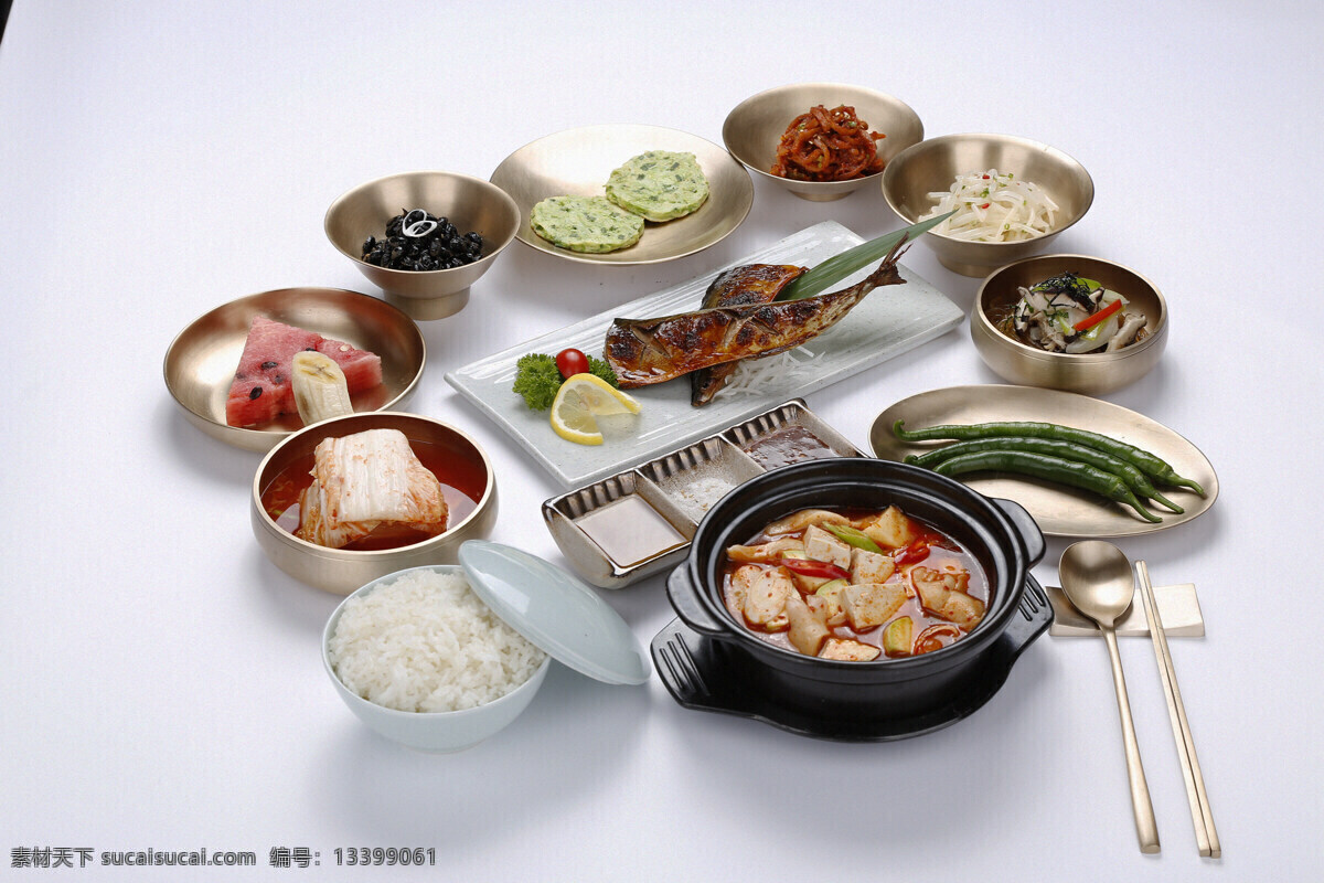 韩国料理 韩国 料理 烤鱼 干萝卜叶酱汤 各种小菜 传统美食 餐饮美食