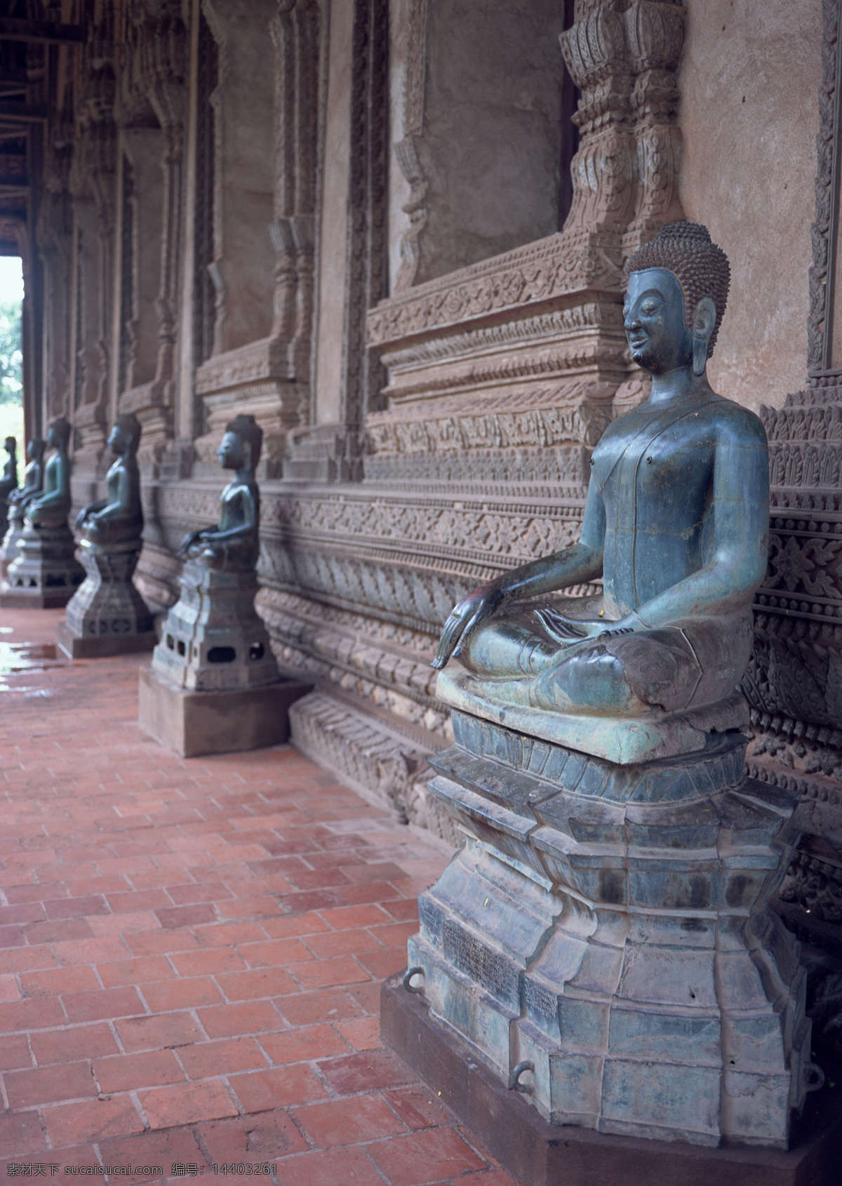 老挝49 老挝 风景 石像群 石雕 柱子 走廊 灰色