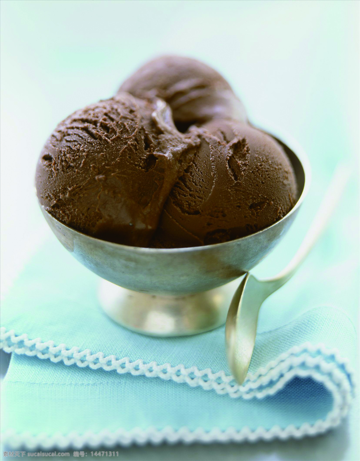 巧克力冰激凌 巧克力 冰激凌 巧克力球 冷饮 美食 餐饮美食 西餐美食