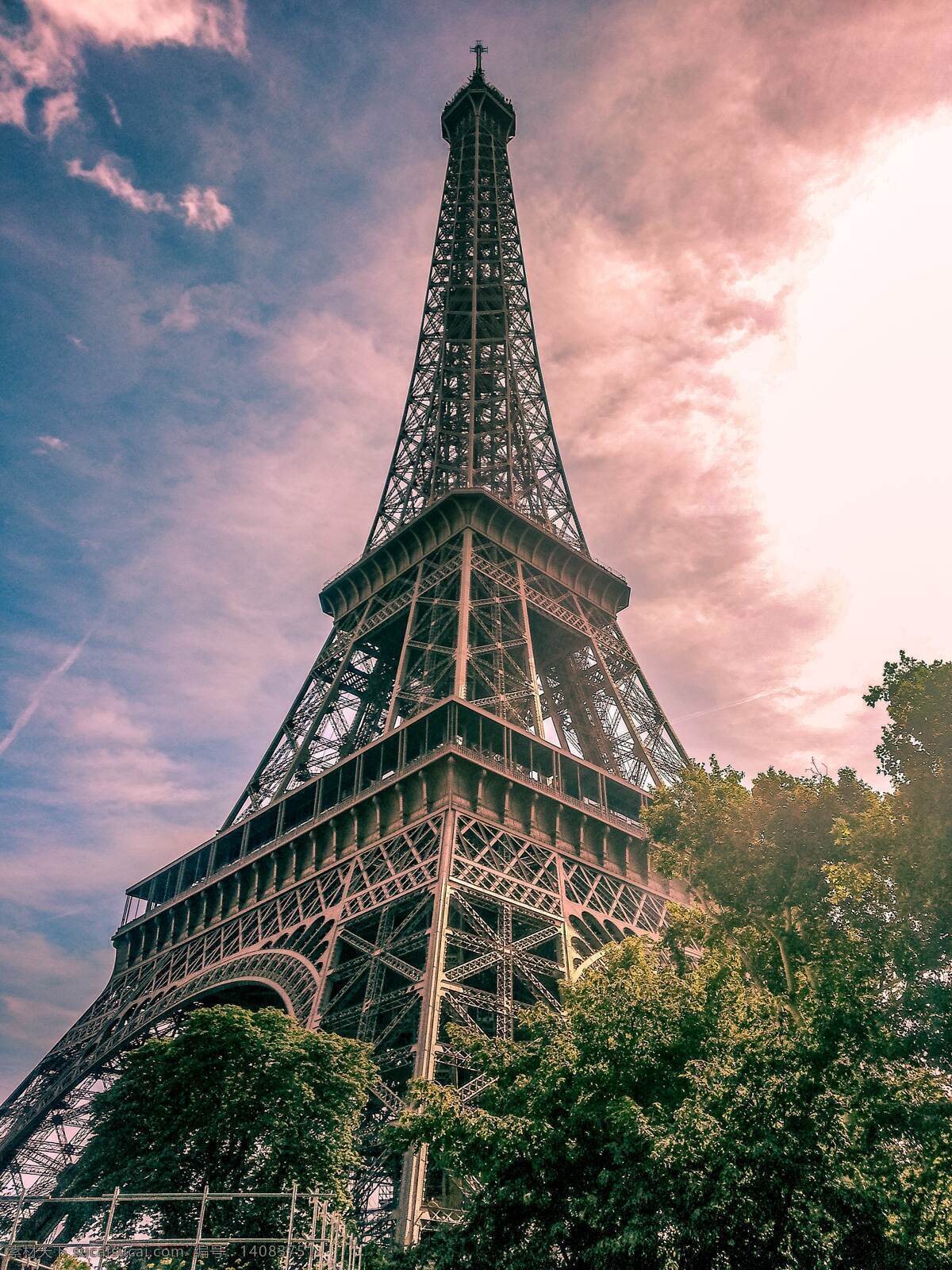 法国 埃菲尔铁塔 地标 建筑 背景 埃菲尔 铁塔 背景素材