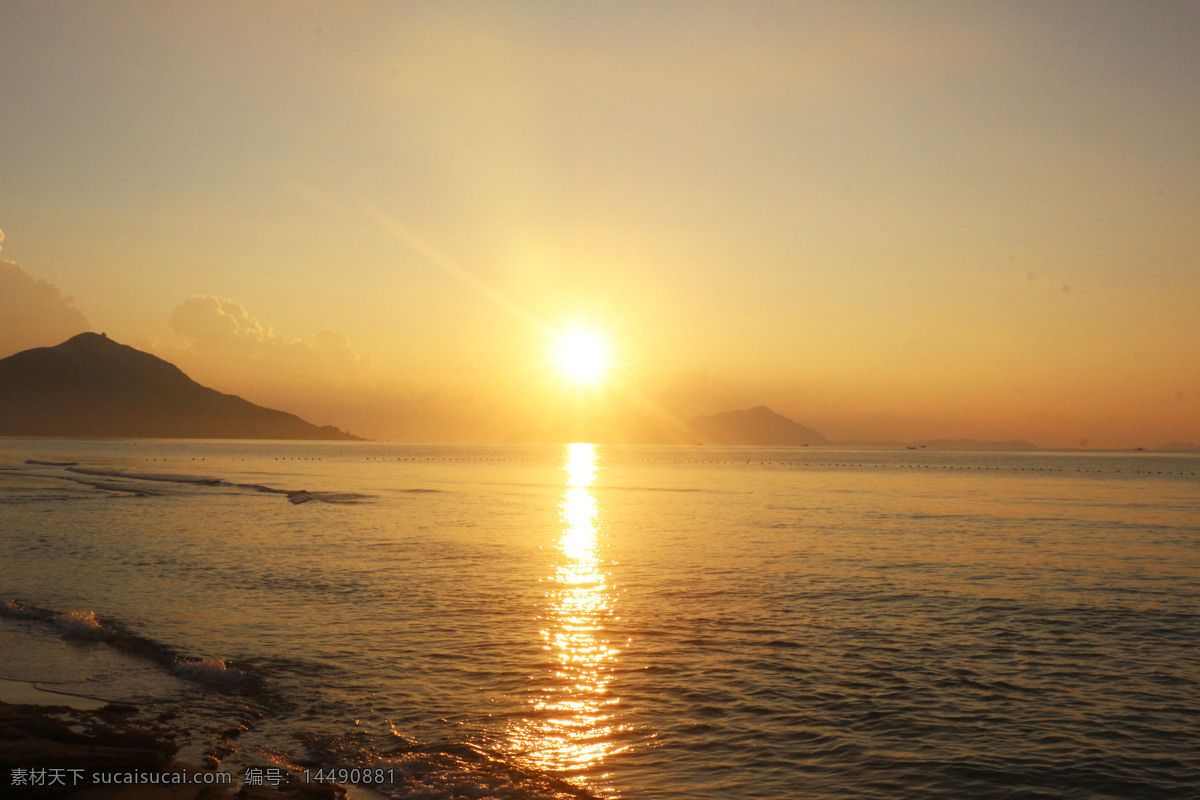 金色的太阳 金色的阳光 海上日出 日出光芒 太阳光芒 日出 自然景观 自然风景